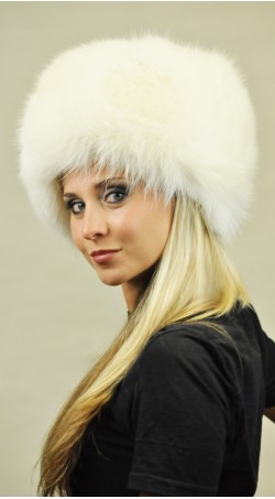 White fox fur hat